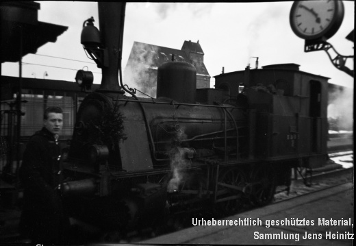 EBOE Bf Oldesloe Sonderzug mit Lok-2 09-Mär-1958 Manfred Hohmann